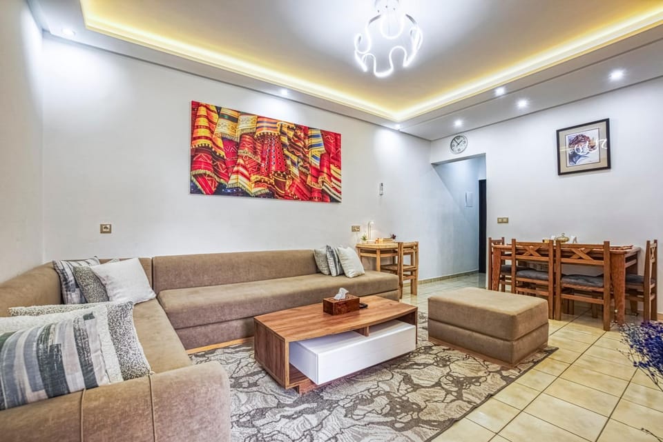Living room, Photo of the whole room, Seating area