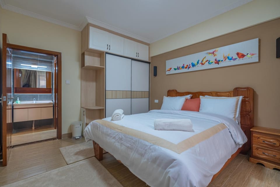 Bed, Bedroom, towels, wardrobe