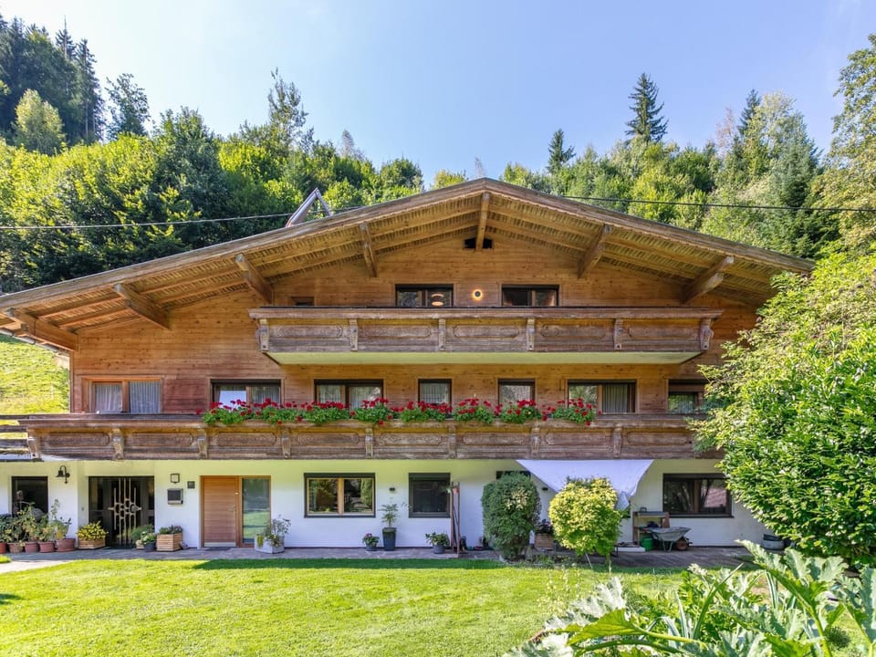 Property building, Summer
