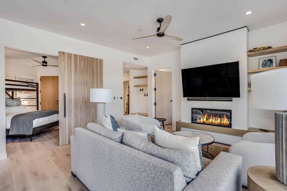 Electric Pass Lodge 106 by Snowmass Mountain Lodging Apartment in Snowmass Village