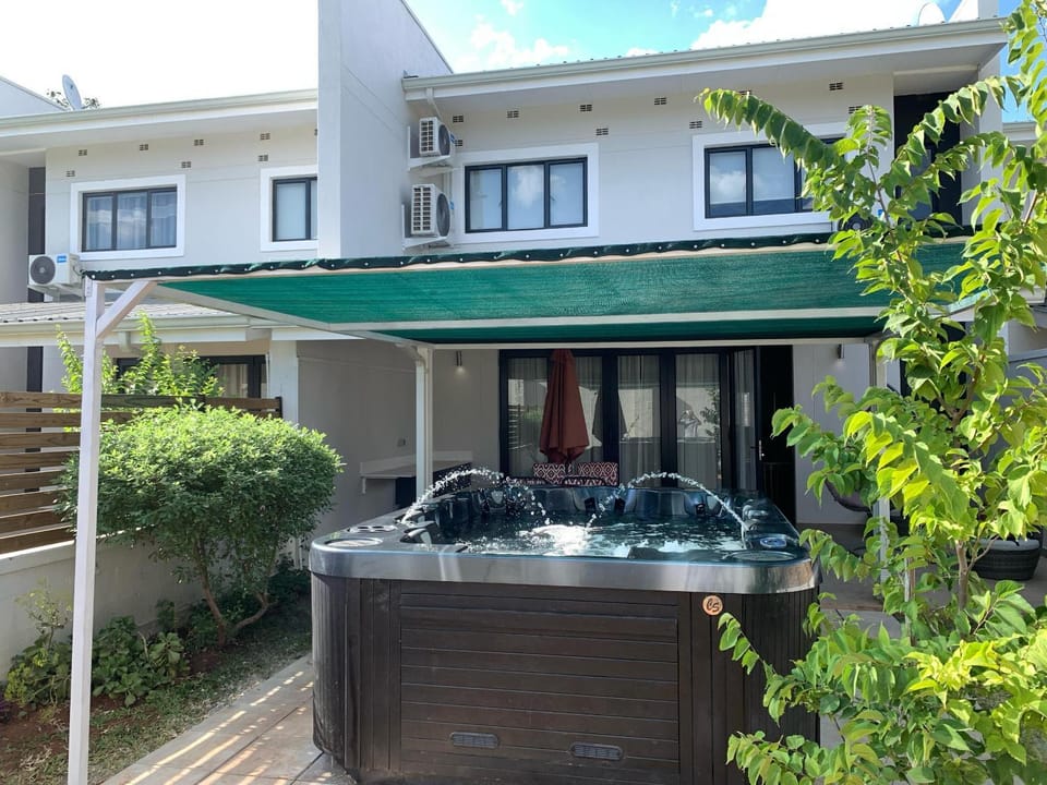 Property building, Garden view