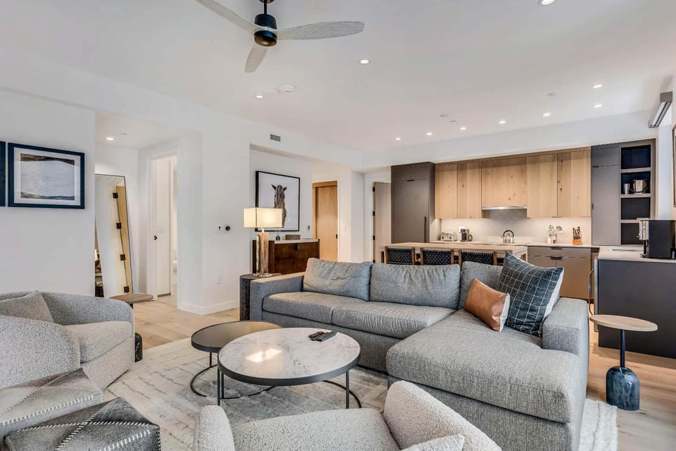 Electric Pass Lodge 408 by Snowmass Mountain Lodging Apartment in Snowmass Village
