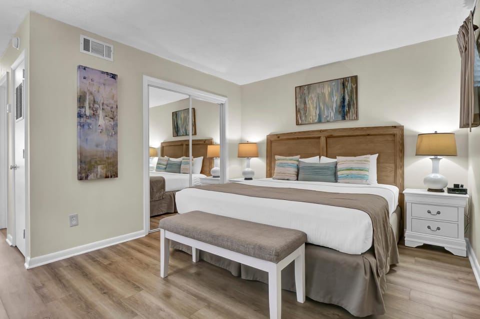 Summer Sands - 202 by Sea Scape Properties House in Wrightsville Beach