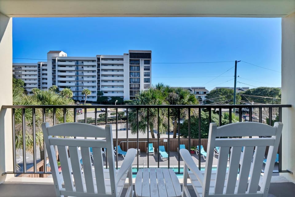 Summer Sands - 207 by Sea Scape Properties House in Wrightsville Beach