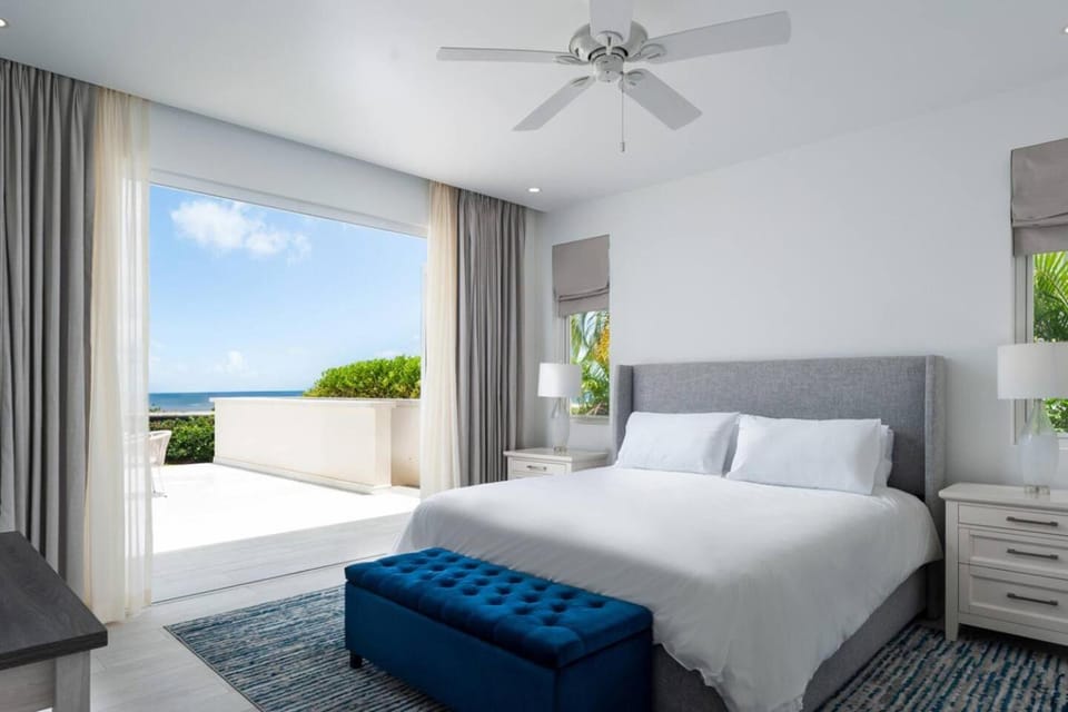 3 bed Luxury villa with sea views on Platinum Coast & beach club access Villa in Saint James