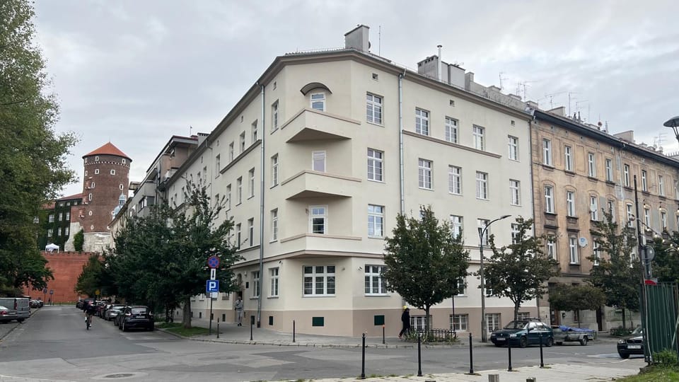 Property building, Landmark view