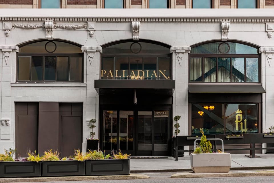 Property building, Facade/entrance, Day