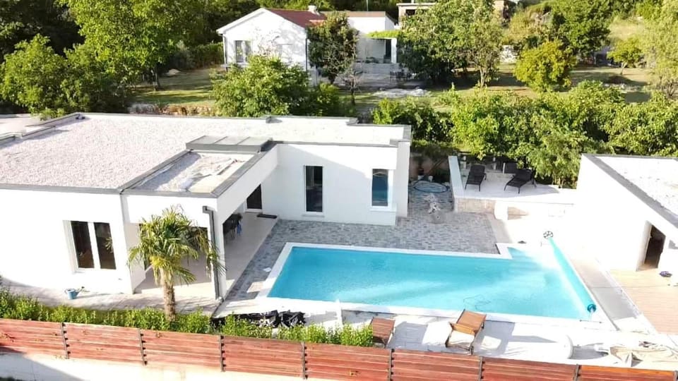 VILLA Amara, heated pool with salt water, Blagaj Villa in Federation of Bosnia and Herzegovina