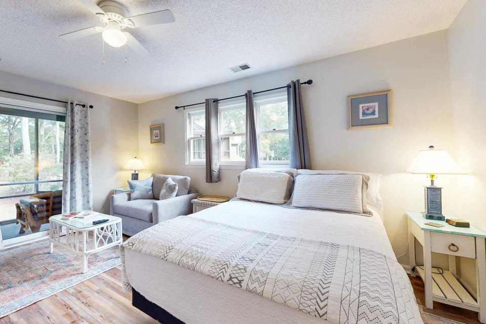 SB25B Clubhouse Villa Mini-Suite House in Sunset Beach