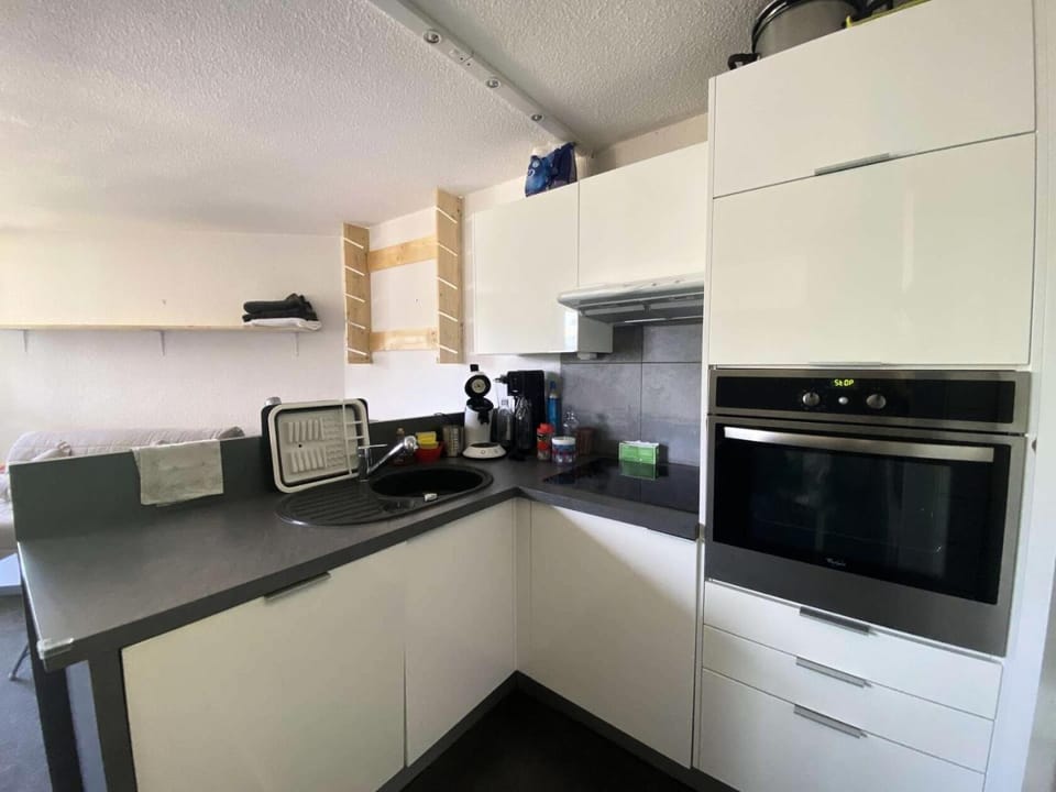 oven, kitchen