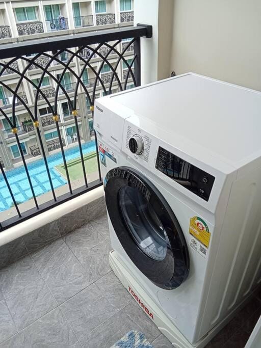 King sized luxury stay at Dusit Grand Park 2 Apartment in Pattaya City