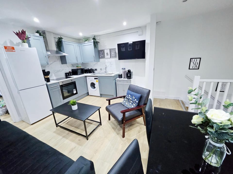 GDY2 - The Green Dragon Apartment Apartment in London