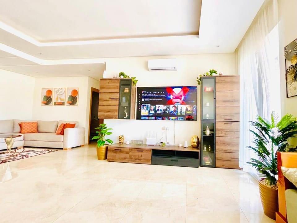 TV and multimedia, Living room, Seating area