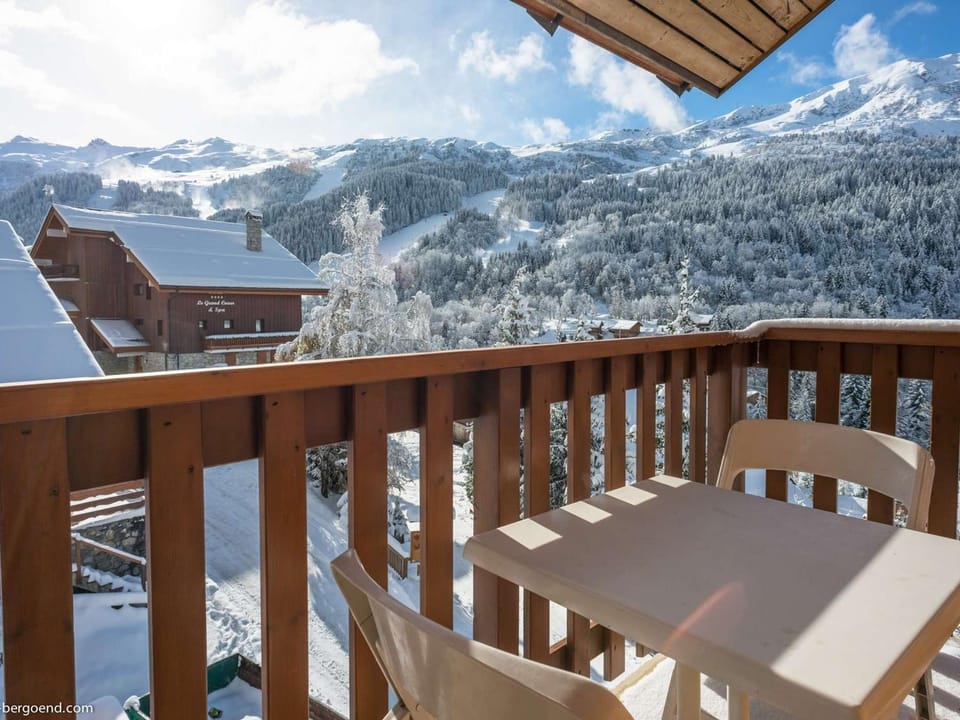 Grand appartement contemporain 10 pers, proche pistes et centre, ascenseur et Wifi inclus - FR-1-180-636 Apartment in Les Allues