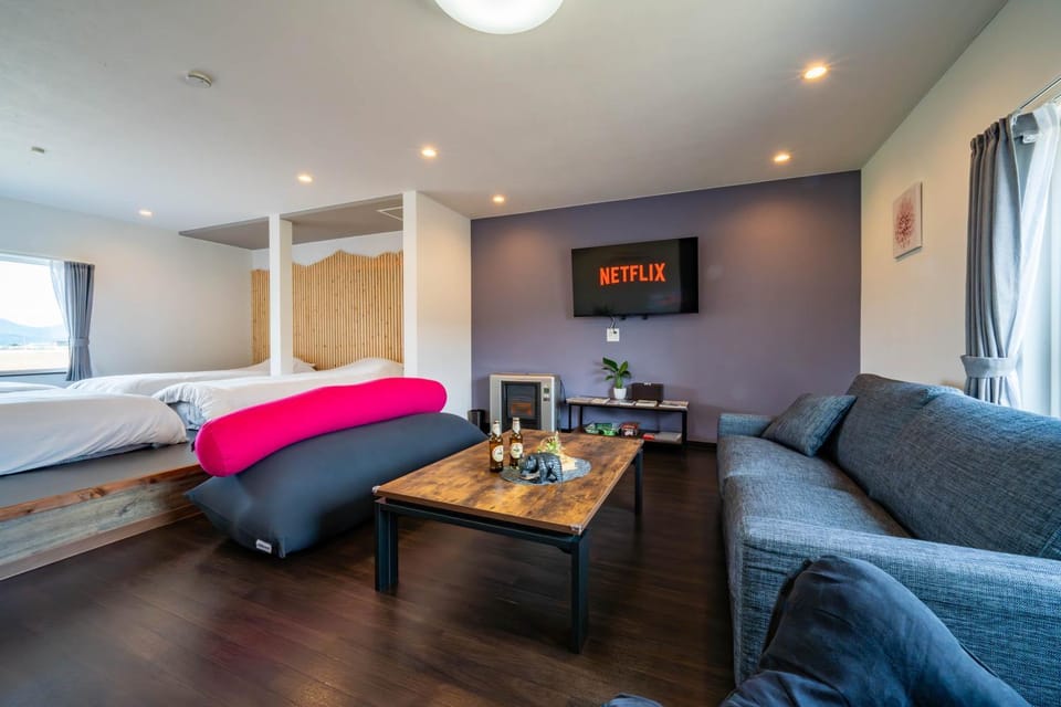 TV and multimedia, Living room