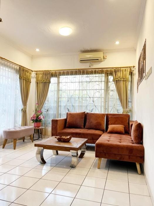 Villa Pesona Merapi With 3 BR Villa in Special Region of Yogyakarta