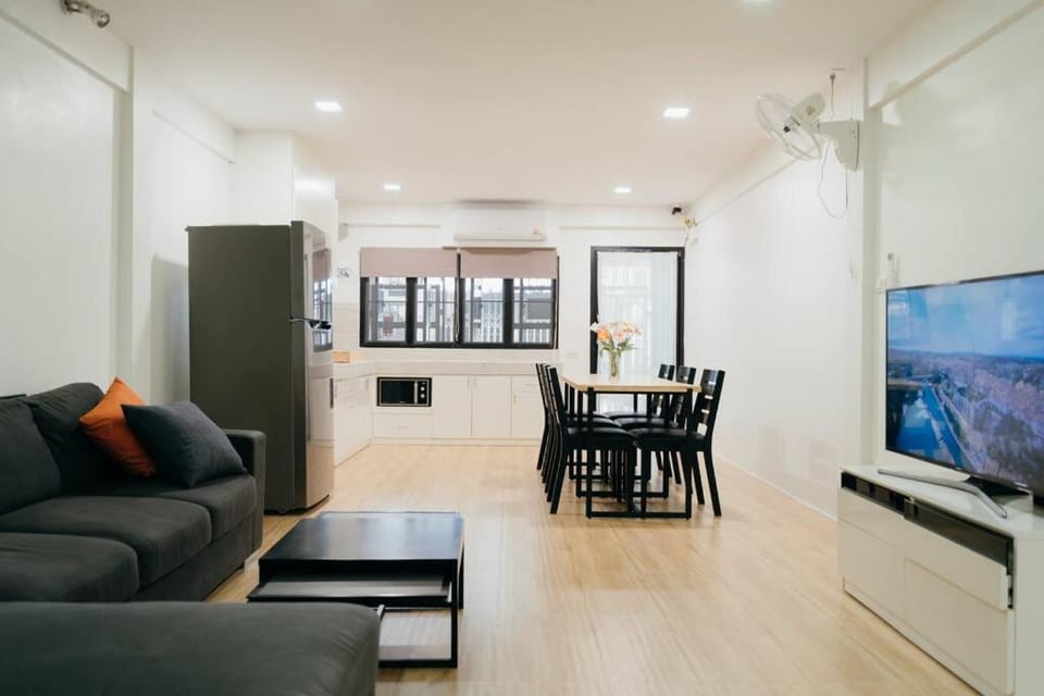 Hidden Home Oldtown Apartment in Chiang Mai