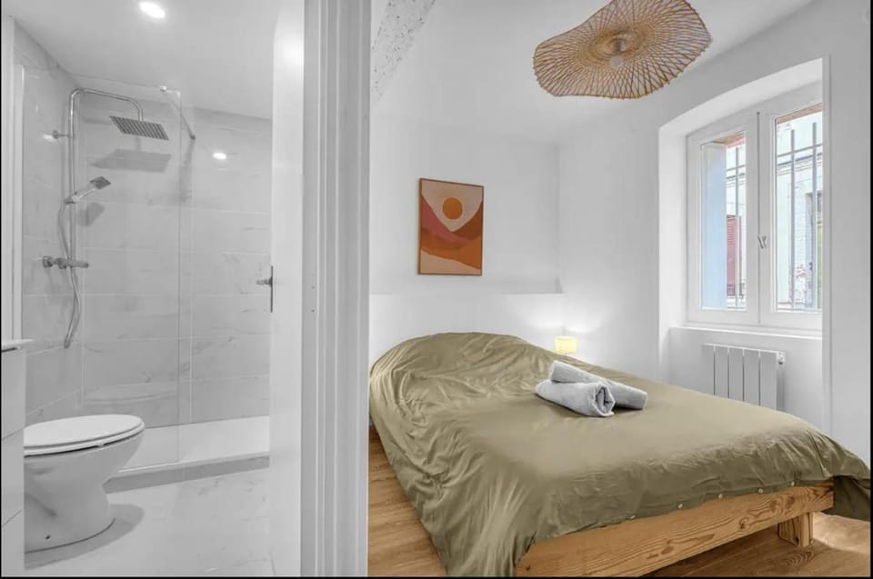 Grand deux pièces - Proche métro - Terrasse Apartment in Toulouse