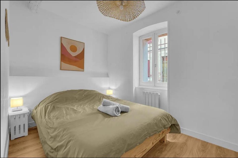 Grand deux pièces - Proche métro - Terrasse Apartment in Toulouse