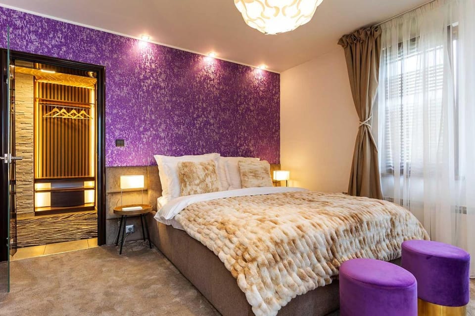 Bed, View (from property/room), Photo of the whole room, Bedroom, wardrobe