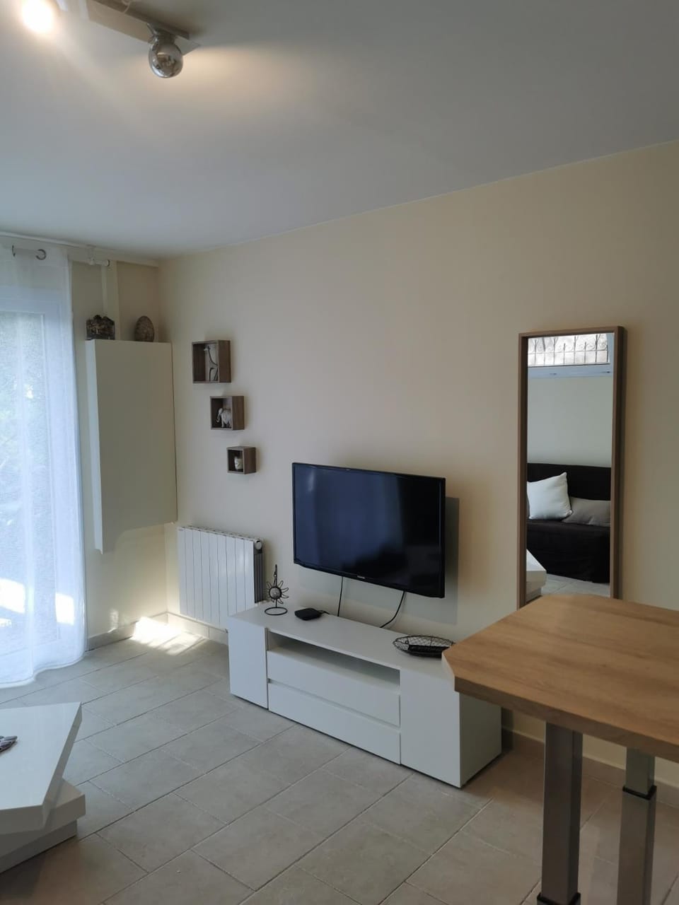 TV and multimedia, Living room