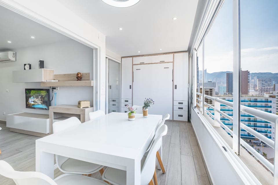 Natural landscape, TV and multimedia, View (from property/room), Balcony/Terrace, Dining area, Mountain view, internet, air conditioner