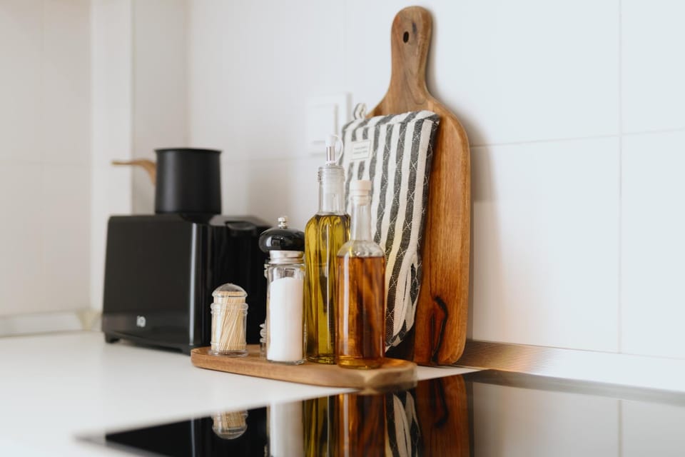 The Black & White - Svolio Hospitality Apartment in Decentralized Administration of Macedonia and Thrace