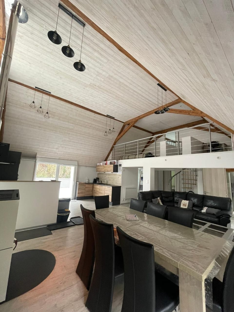 Living room, Dining area
