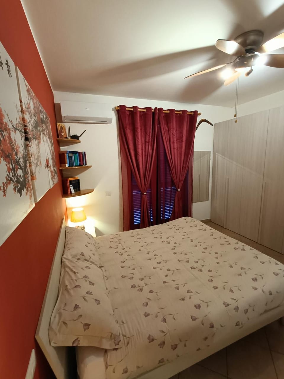 Bed, Photo of the whole room, Bedroom, wardrobe