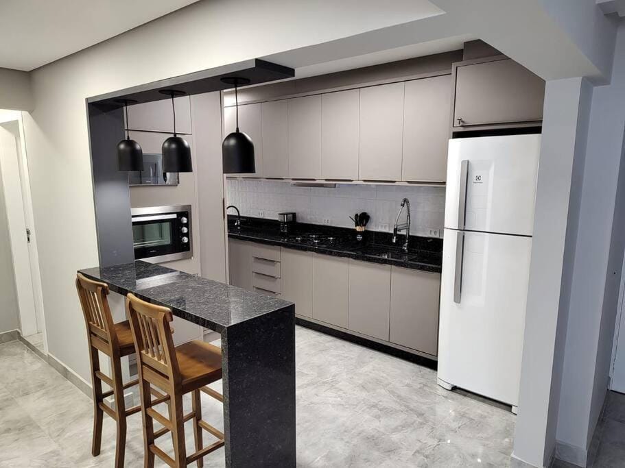 Amplo apartamento na quadra mar Apartment in Camboriú