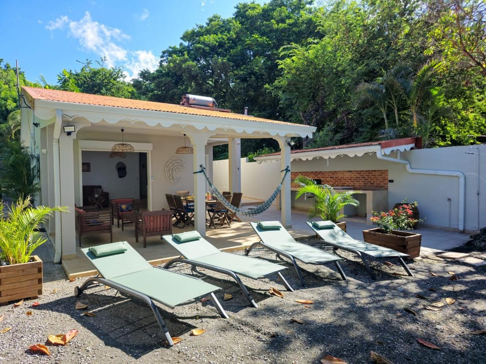 Patio, Garden, sunbed