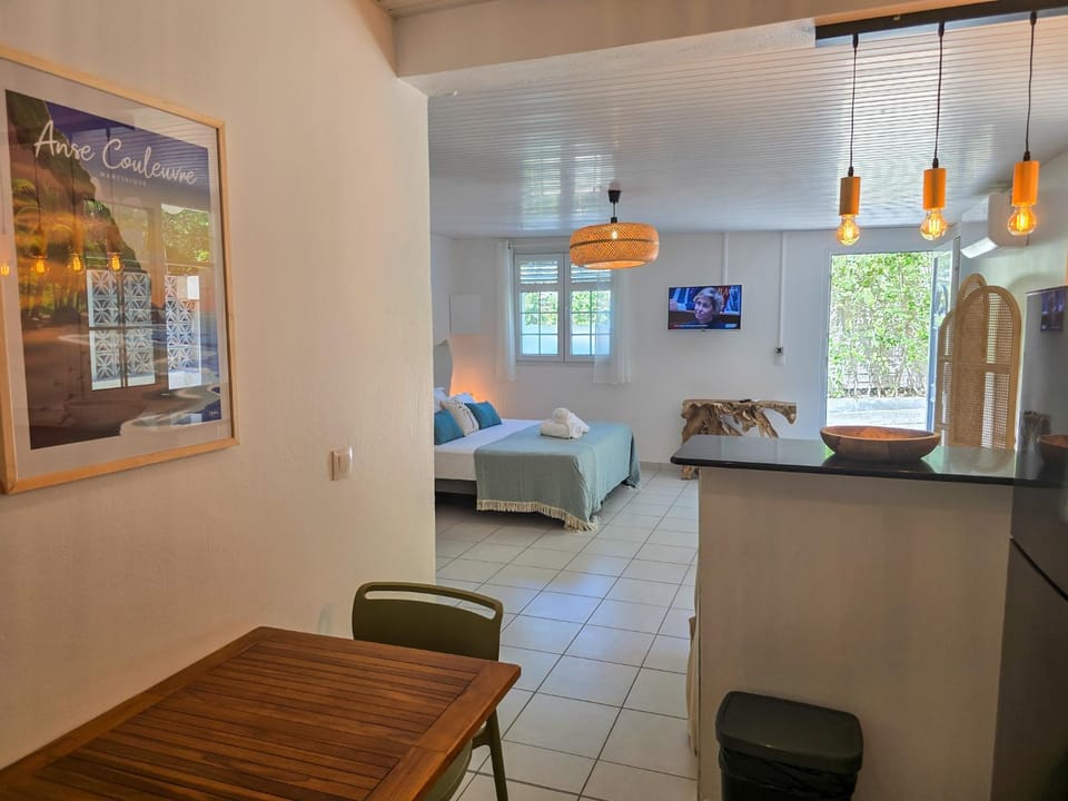 Kitchen or kitchenette, Photo of the whole room