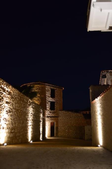 Tour médiévale fortifiée entièrement restauré Apartment in Nouvelle-Aquitaine