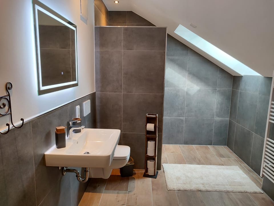 Shower, Toilet, Bathroom