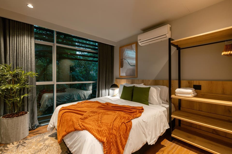 Bed, Bedroom, air conditioner