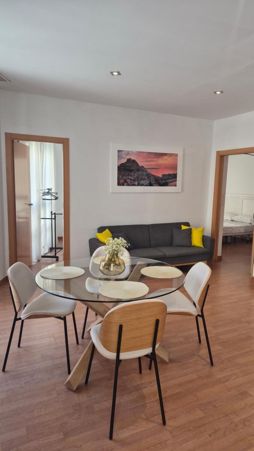 Refugio con encanto en el Casco Antiguo de Alicante! Apartment in Alicante