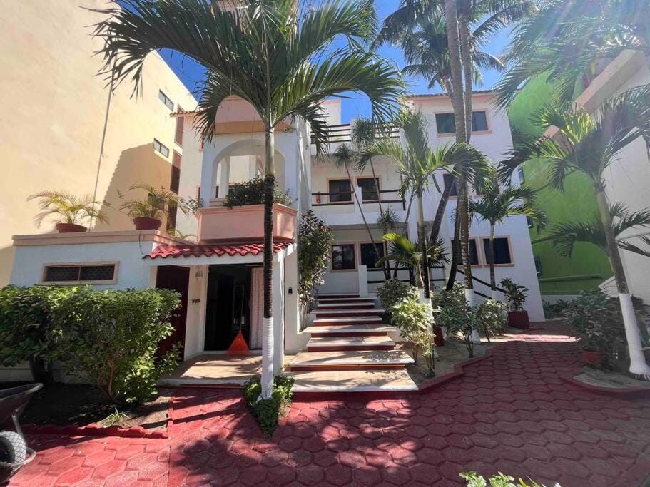 Beachfront Akumal Half Moon Bay Apartment in State of Quintana Roo
