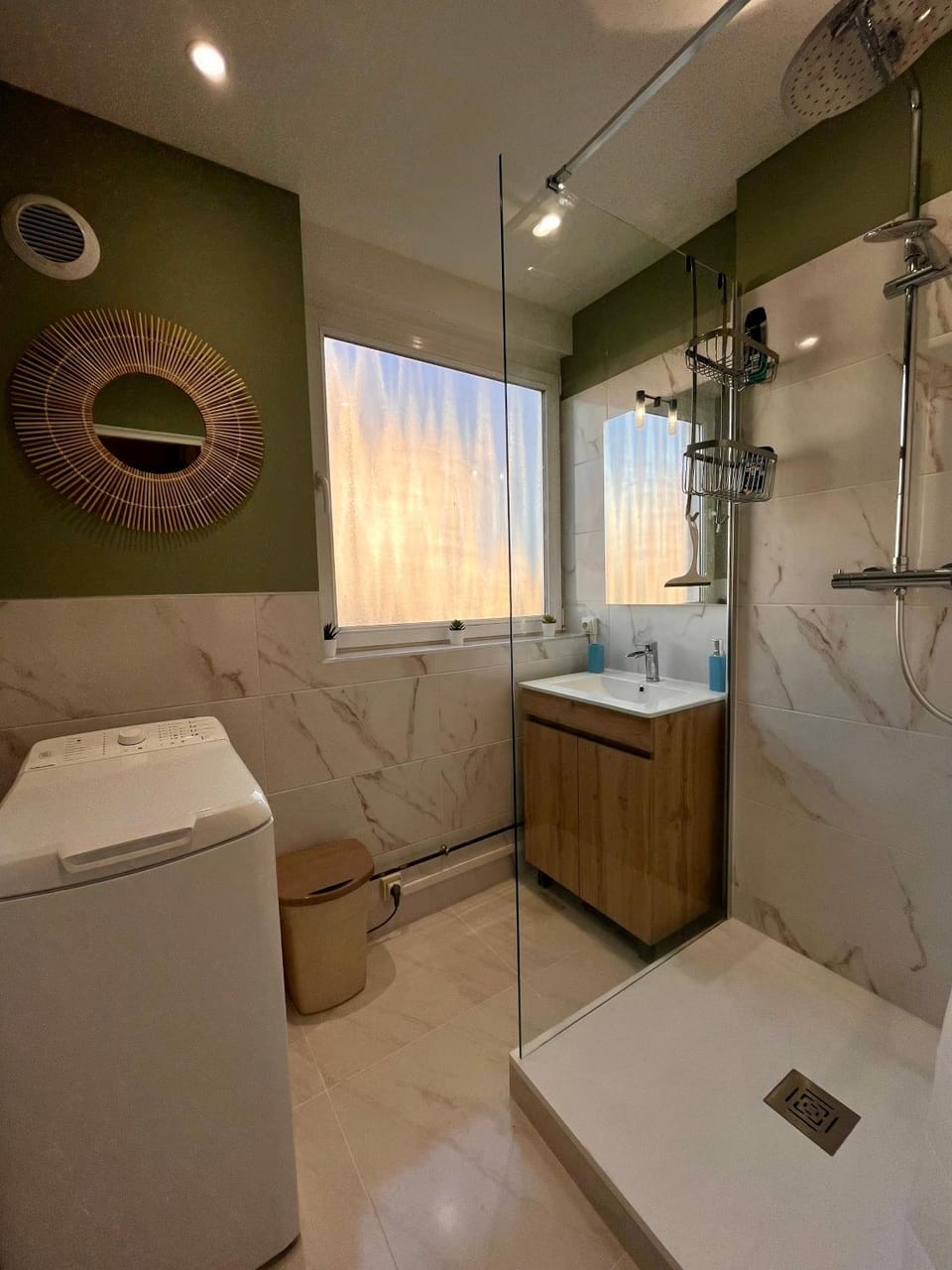 Shower, Bathroom