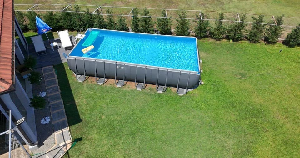 Hidden Oasis PeSa - Luxury Villa with Pool & Spa Apartment in Podgorica