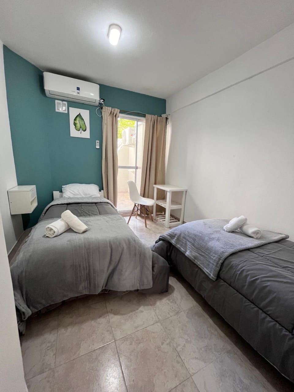 Hospedaje LH planta baja A Apartment in Buenos Aires Province