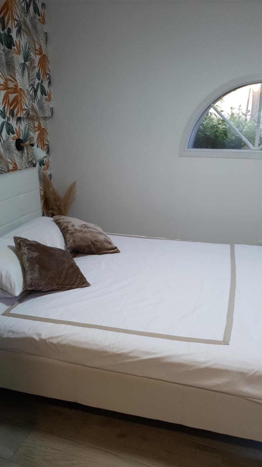Petit nid cosy Vacation rental in Île-de-France