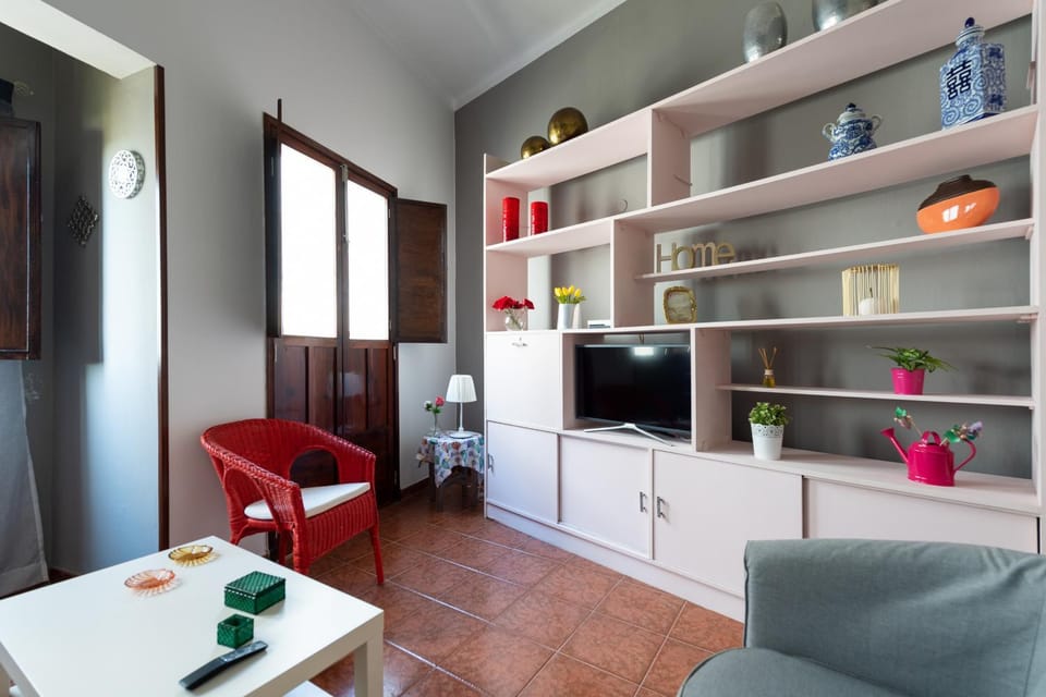 Communal lounge/ TV room, Living room