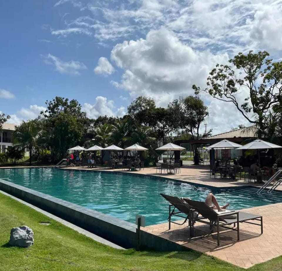 Swimming pool, Swimming pool, Open Air Bath, sunbed