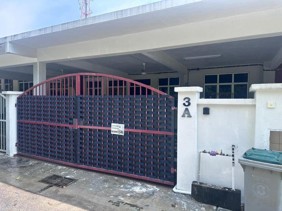 Ramadhan PD 13pax Teluk Kemang House in Port Dickson