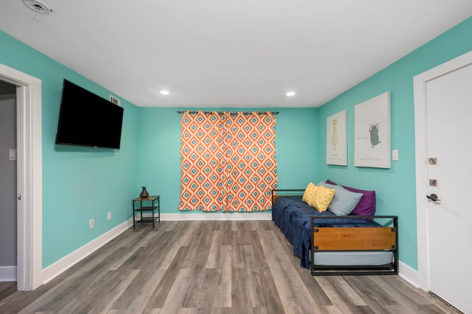 Convenient 1BR Unit Close to Shopping & Dining Apartment in Houston