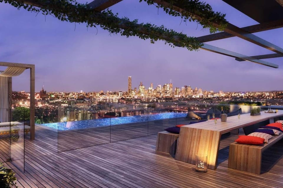 Modern APT in Toowong with Mountain View Apartment in Toowong