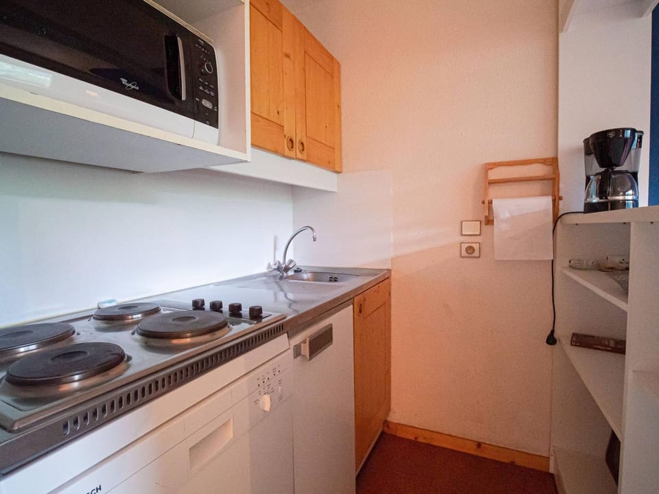 Appartement 2 pièces proche pistes avec balcon, animaux acceptés - FR-1-356-512 Apartment in Les Avanchers-Valmorel