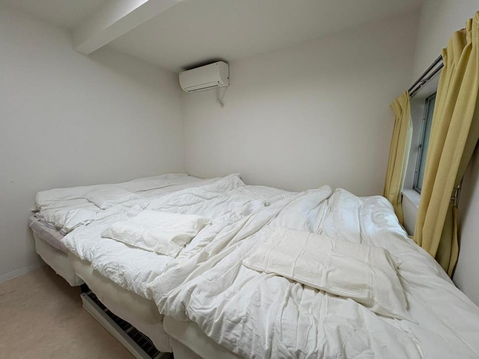 Tokyo Shibya 88 Shared House Bed and Breakfast in Shibuya