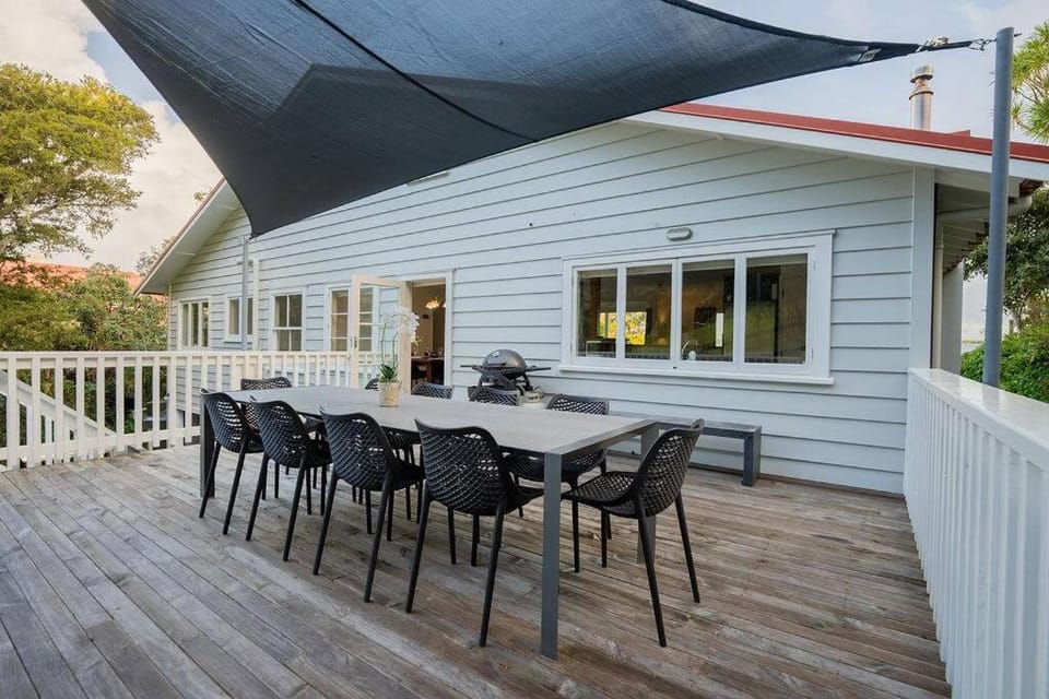 Escape North - 2 - 6 Bedrooms 14 Guests Max House in Northland