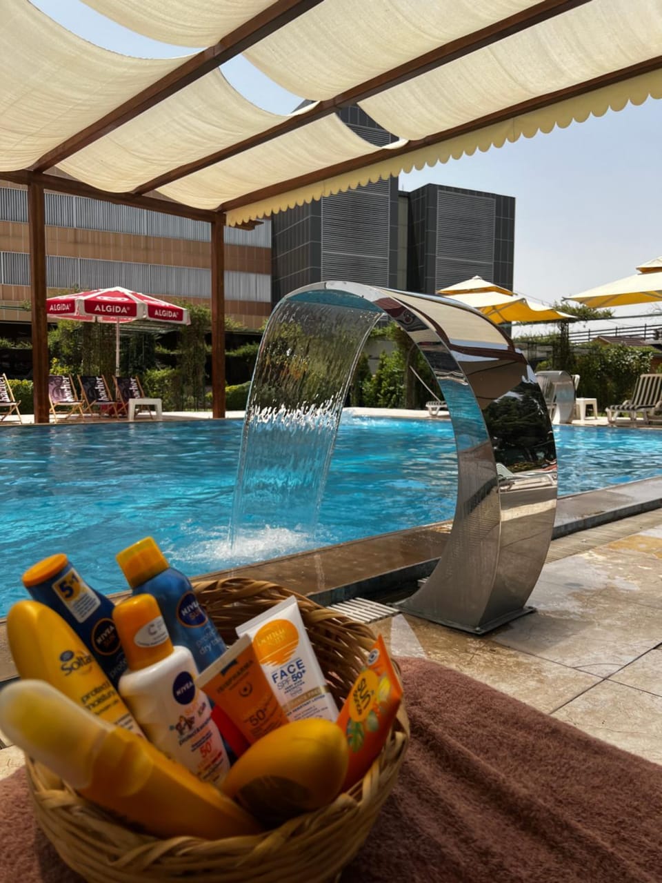 Day, Swimming pool, Swimming pool, sunbed